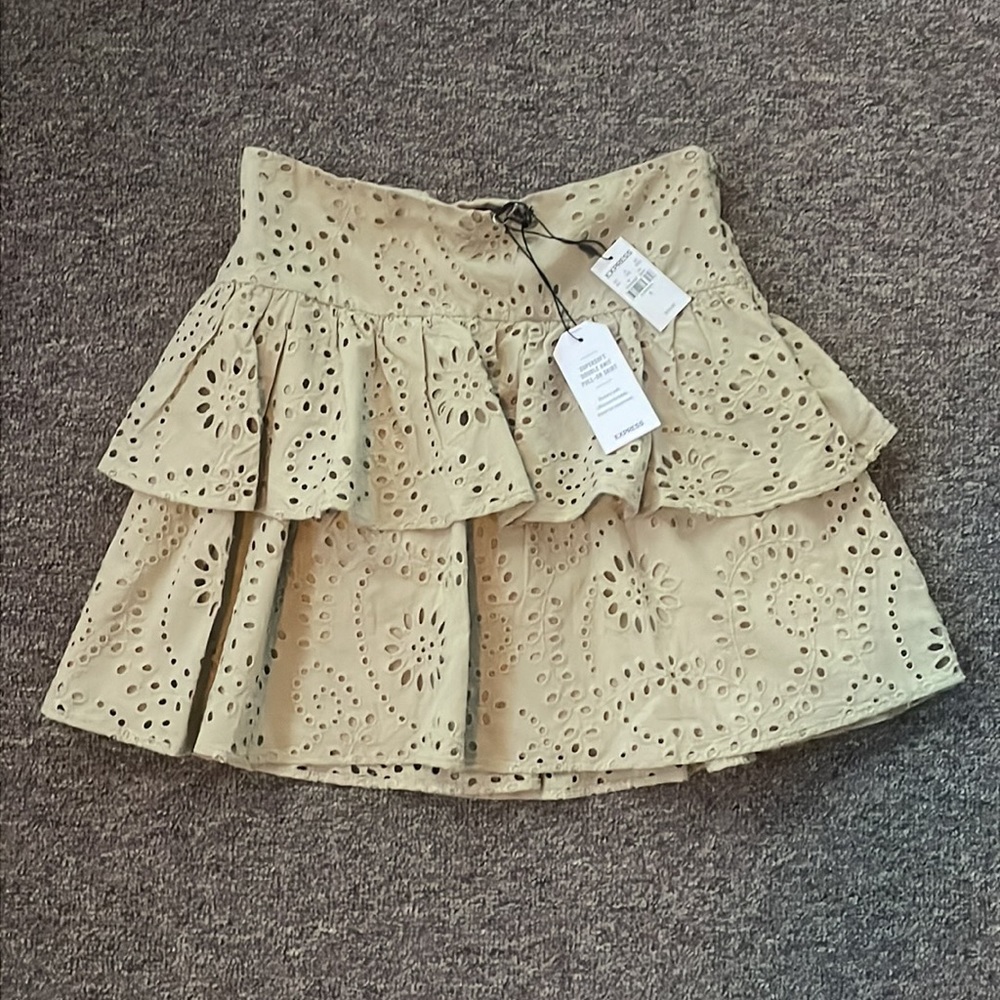 EXPRESS Eyelet Tiered Skirt - Picture 1 of 10